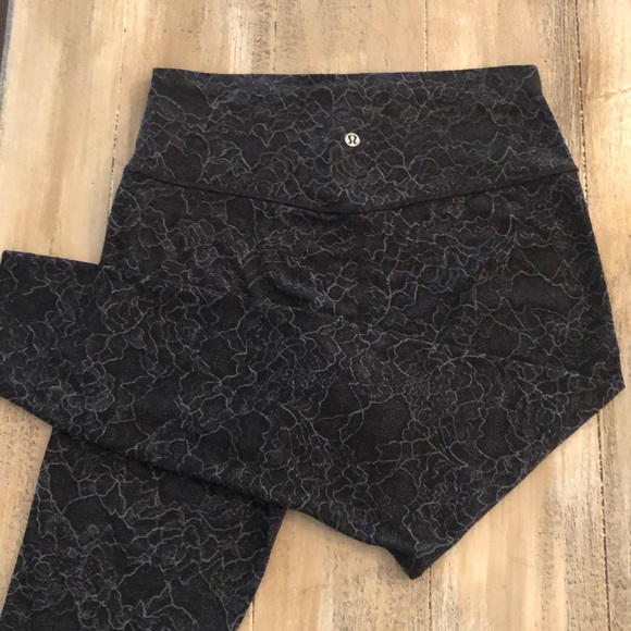 lululemon athletica Pants - Lululemon yoga pants